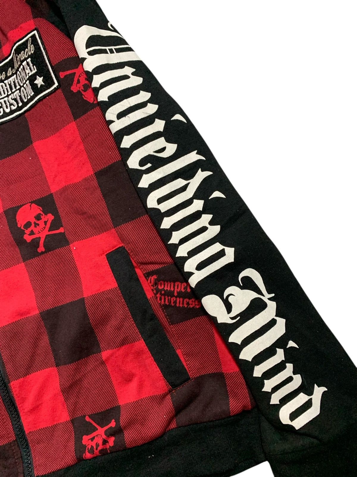 Hysteric Glamour 1990s EMBROIDERY TARTAN SKULL POEM FAUX ZIP HOODIE PUNK LGB Size US M / EU 48-50 / 2 - 5 Thumbnail