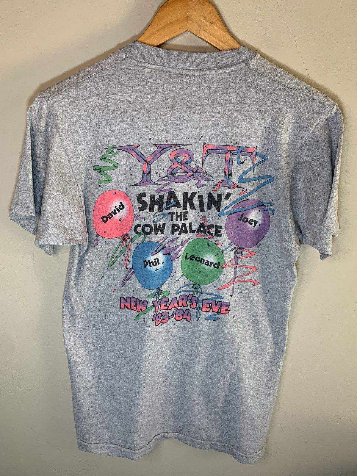 Band Tees × Vintage *RARE* Vintage 1983-‘84 Y&T New Years Eve Cow Palace T-Shirt Size US M / EU 48-50 / 2 - 2 Thumbnail