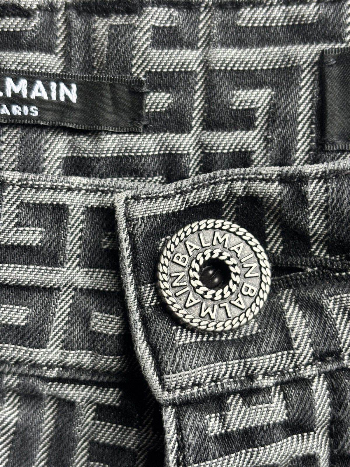 Balmain × Pierre Balmain PIERRE BALMAIN JEANS SIZE 32 Size US 32 / EU 48 - 3 Thumbnail