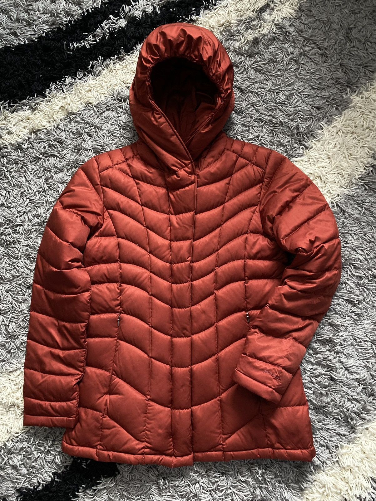 Patagonia Patagonia down jacket parka vintage Size L / US 10 / IT 46 - 2 Thumbnail