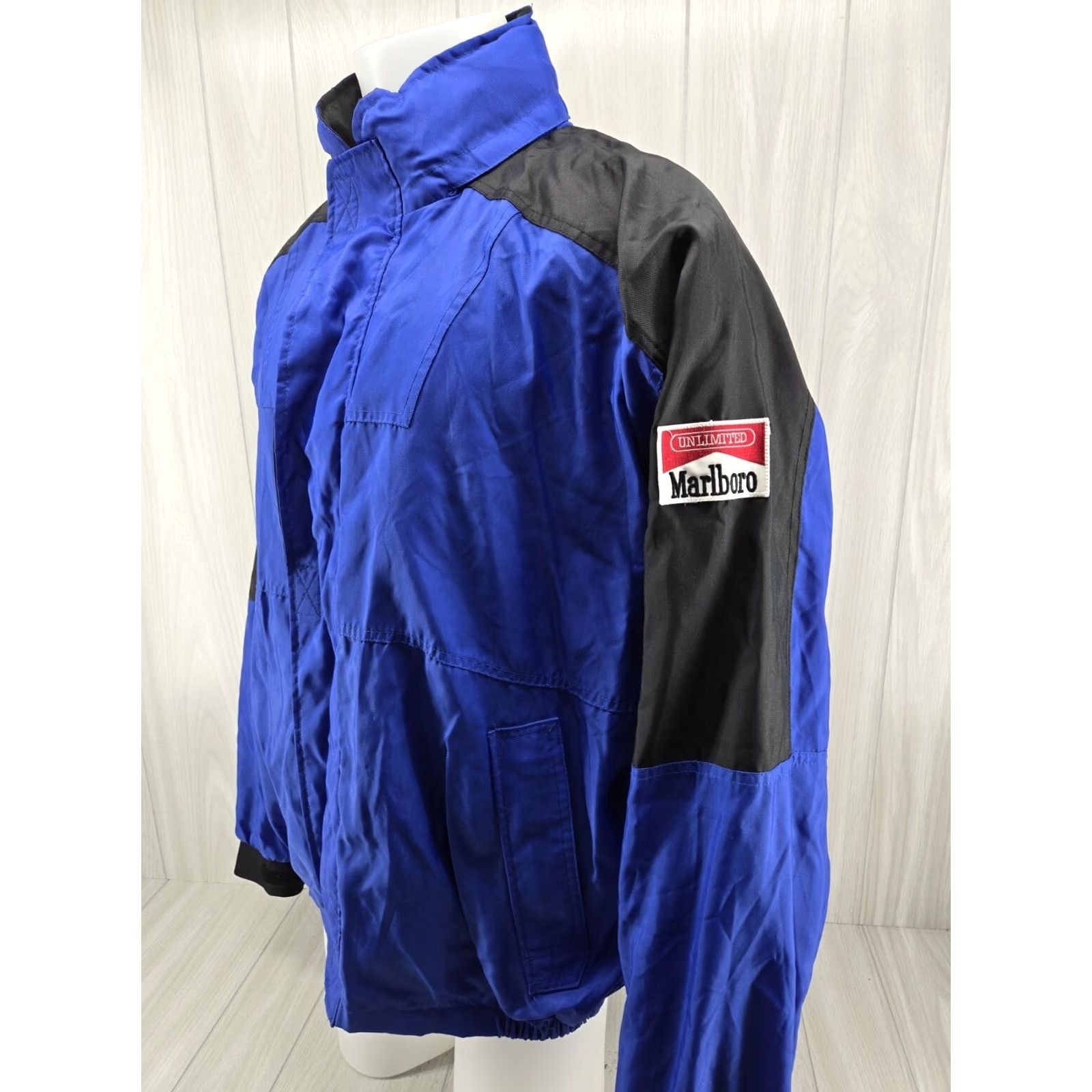 Marlboro VINTAGE Marlboro Unlimited Jacket Nylon Hooded Full Zip Men’s XL 90s Windbreaker Blue Size US XL / EU 56 / 4 - 2 Thumbnail