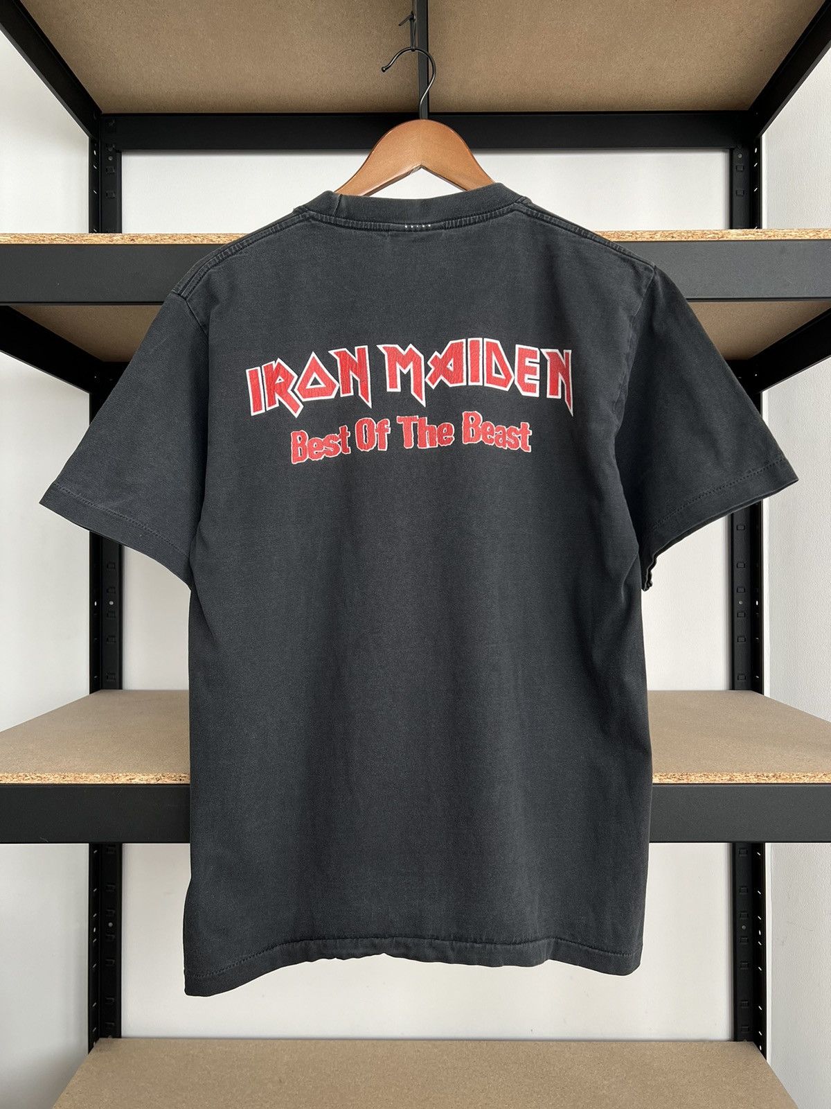 Band Tees Vintage 90s Iron Maiden Best of the Beast Black T-shirt Size US L / EU 52-54 / 3 - 4 Thumbnail