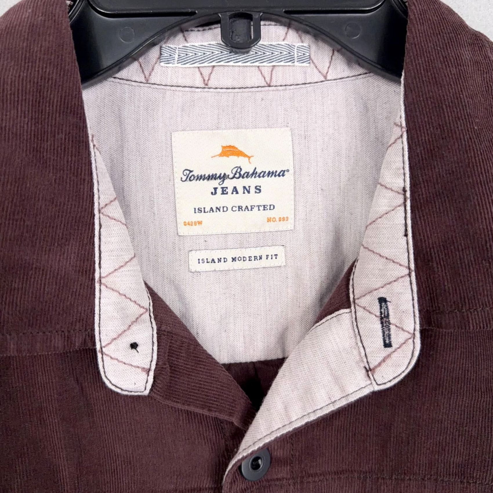 Tommy Bahama Tommy Bahama Shirt Mens Large Burgundy Corduroy Long Sleeve Island Modern Fit Size US L / EU 52-54 / 3 - 4 Thumbnail