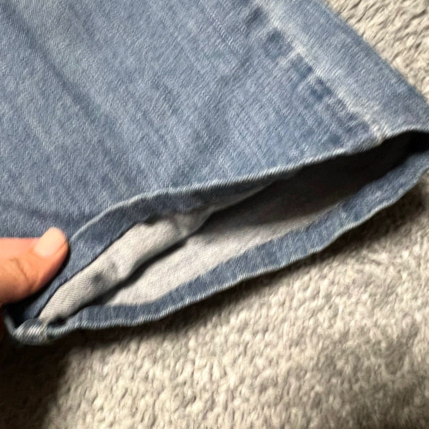 Carhartt Carhartt Jeans Mens 36 Short Blue Denim Relaxed Hemmed 25 Inseam Straight Mens Blue Jeans Size US 36 / EU 52 - 4 Thumbnail
