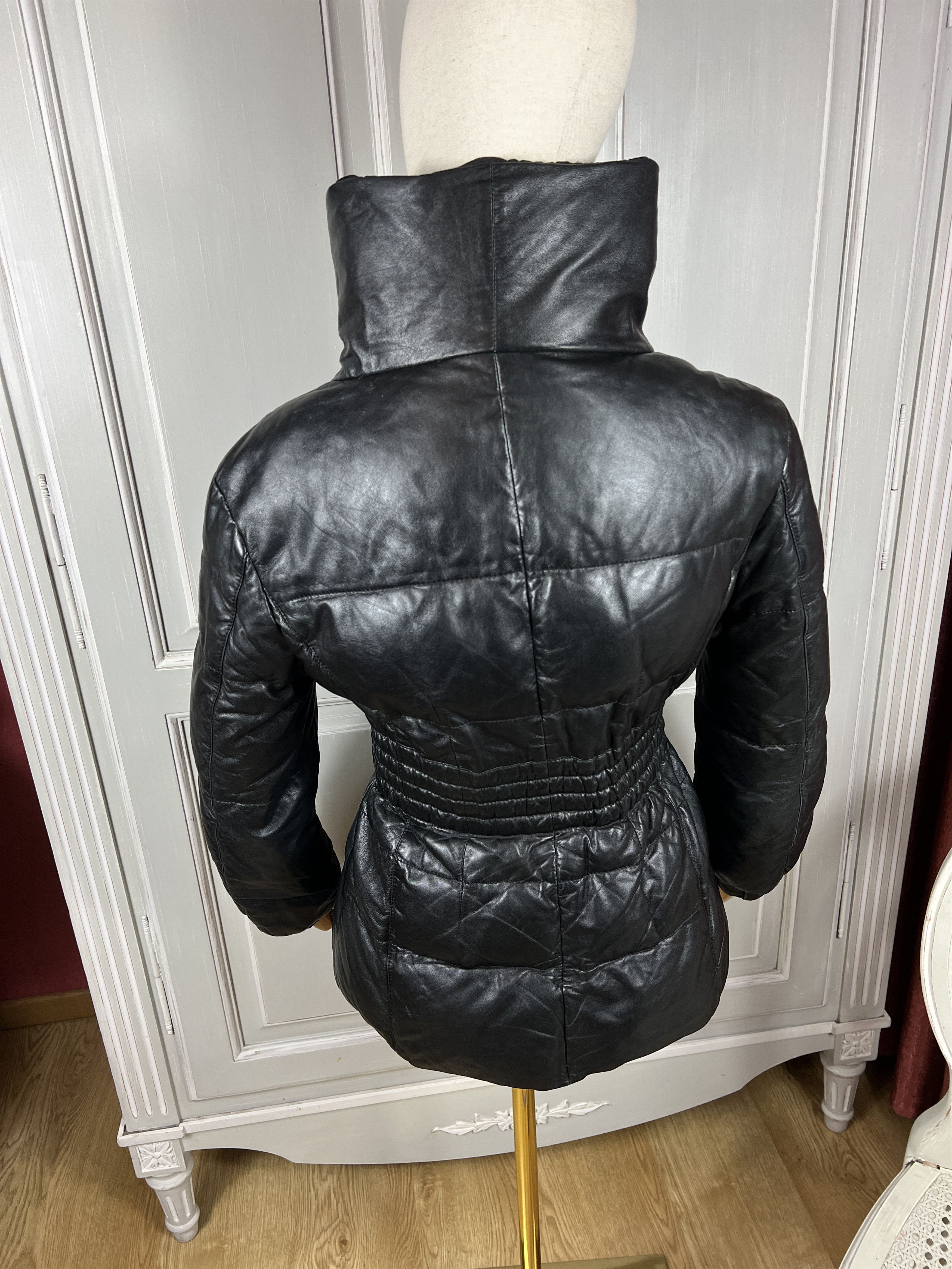 Prada VINTAGE PRADA DOWN PUFFER LEATHER JACKET Size S / US 4 / IT 40 - 5 Thumbnail
