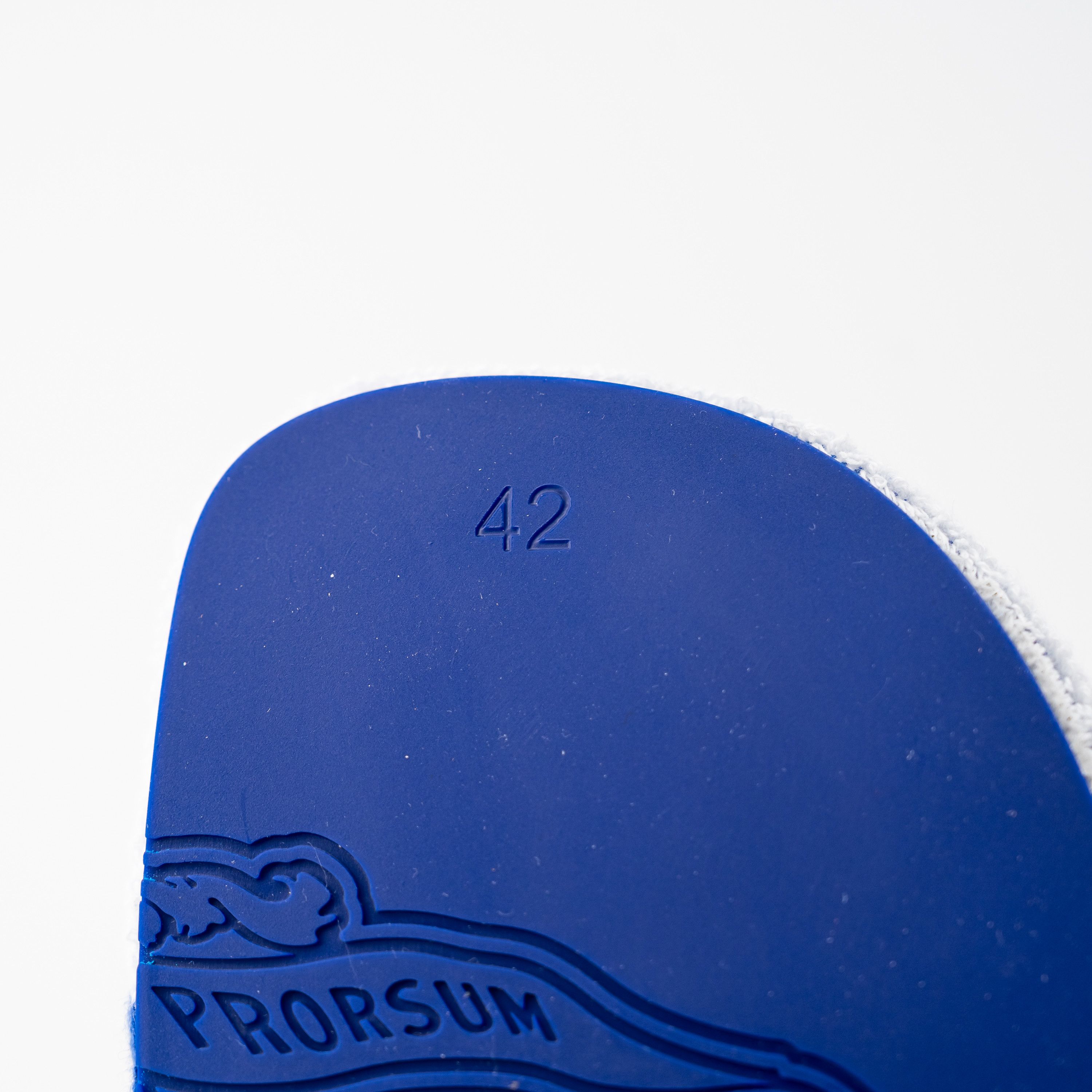 Burberry 37.5 7.5 Burberry Snug Towelling Slide Slippers Knight Blue Size US 7.5 / IT 37.5 - 7 Thumbnail
