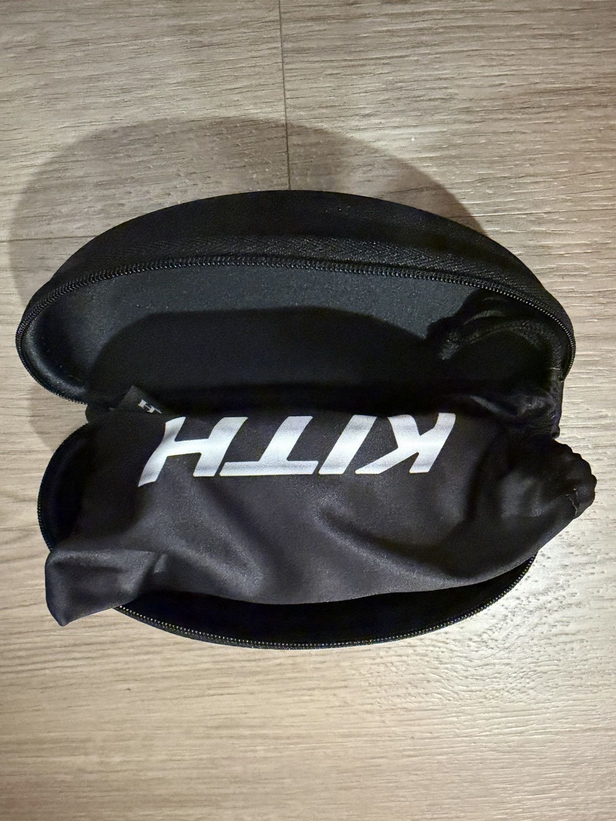 Oakley Kith Cyber Dyno