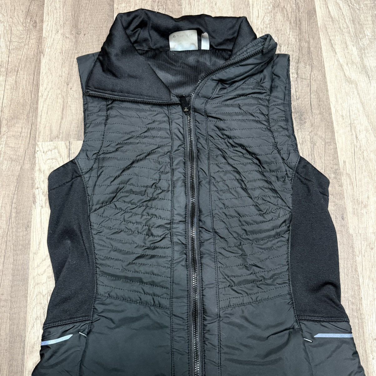 Athleta Athleta Black Sprinter quilted vest, Size XXS Size XXS / US 00 / IT 34 - 6 Thumbnail