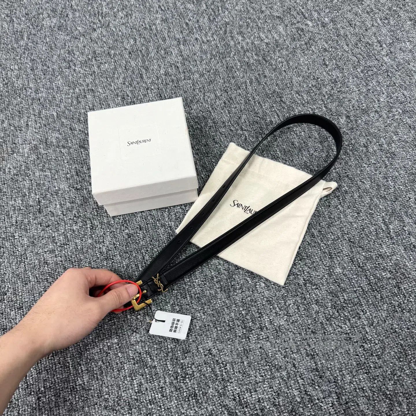 Saint Laurent Paris Saint Laurent Paris Gold buckle; fine leather strap| Size ONE SIZE - 3 Thumbnail