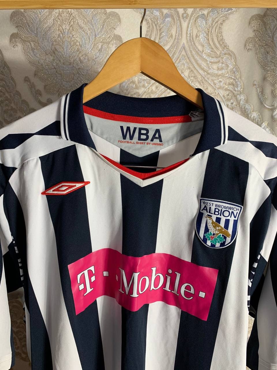 Vintage VERY RARE UMBRO WEST BROMWICH ALBION ENGLAND SOCCER JERSEY Size US XXL / EU 58 / 5 - 2 Thumbnail