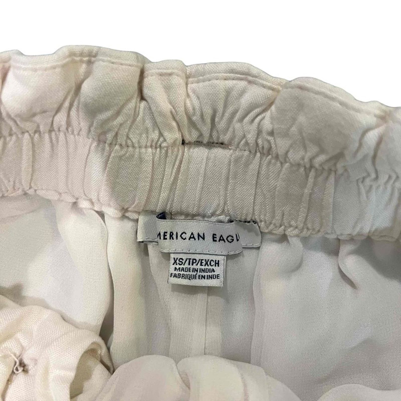 American Eagle Outfitters American Eagle Outfitters Shorts Womens XS Ivory Paperbag Size 23" - 3 Thumbnail