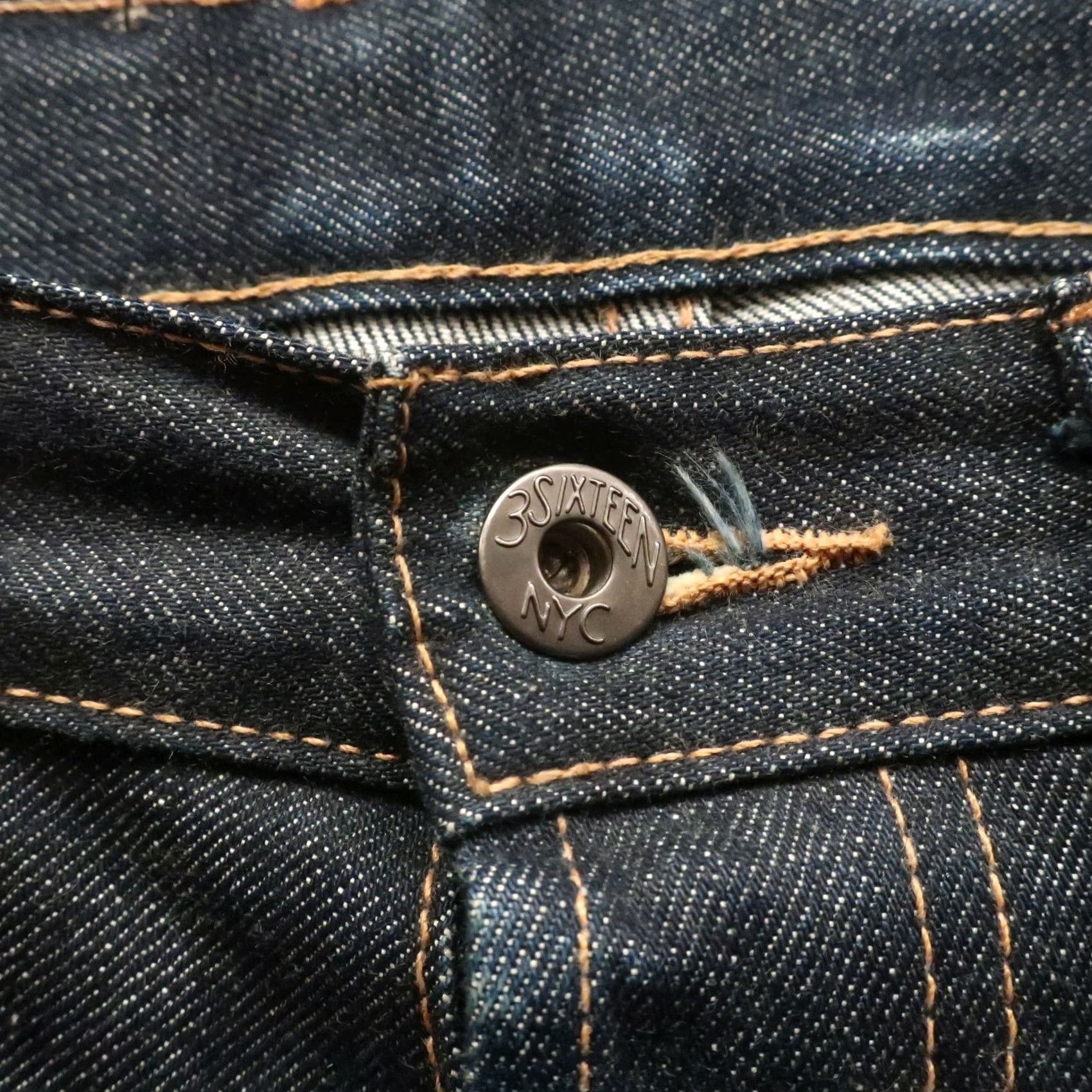 3sixteen VINTAGE 3sixteen ST-100X Selvedge Denim Jeans Mens Jeans Dark Wash 28-29" 33" Inseam Distressed Size US 28 / EU 44 - 6 Thumbnail