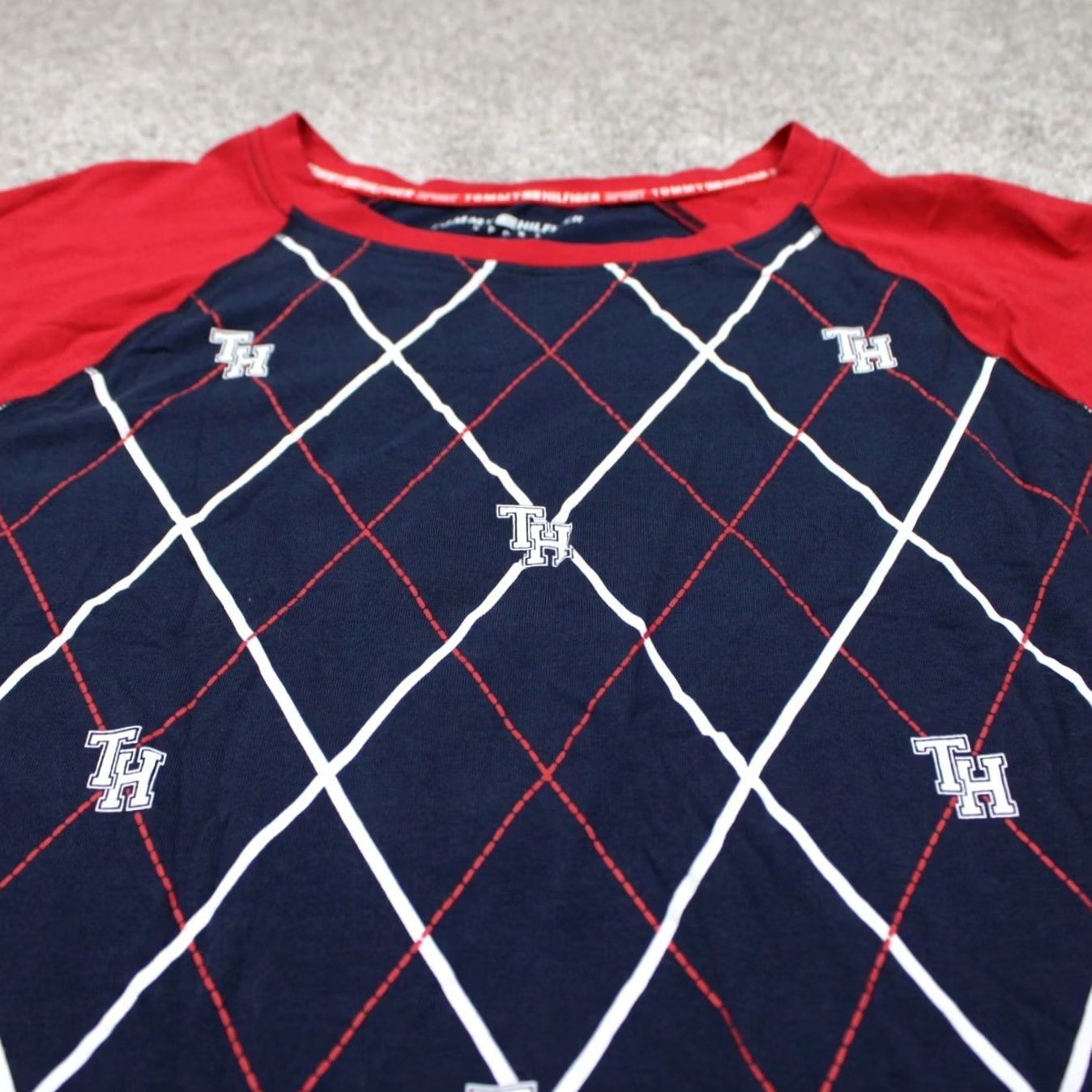 Tommy Hilfiger Tommy Hilfiger AOP Shirt Womens XL Blue/Red All Over Print Long Sleeve Pullover Shirt Womens XL Blue/Red 90s Tommy Hilfiger Shirt Mens? Size XL / US 12-14 / IT 48-50 - 4 Thumbnail
