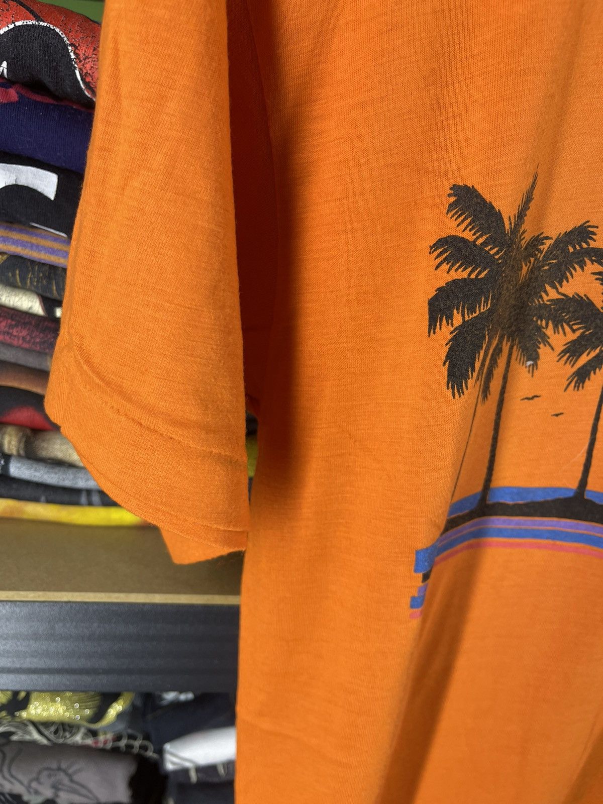 Vintage Vintage 80's Hawaiian Guam USA Oren Shirt Tee Size US L / EU 52-54 / 3 - 8 Thumbnail
