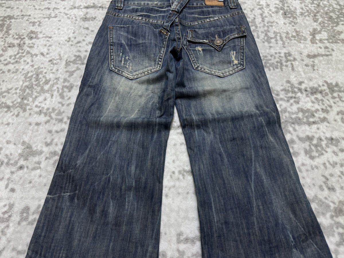 Le Grande Bleu (L.G.B.) Vintage Lolita Mud Wash Wide Leg Distressed Clawmark Denim Size US 30 / EU 46 - 13 Thumbnail
