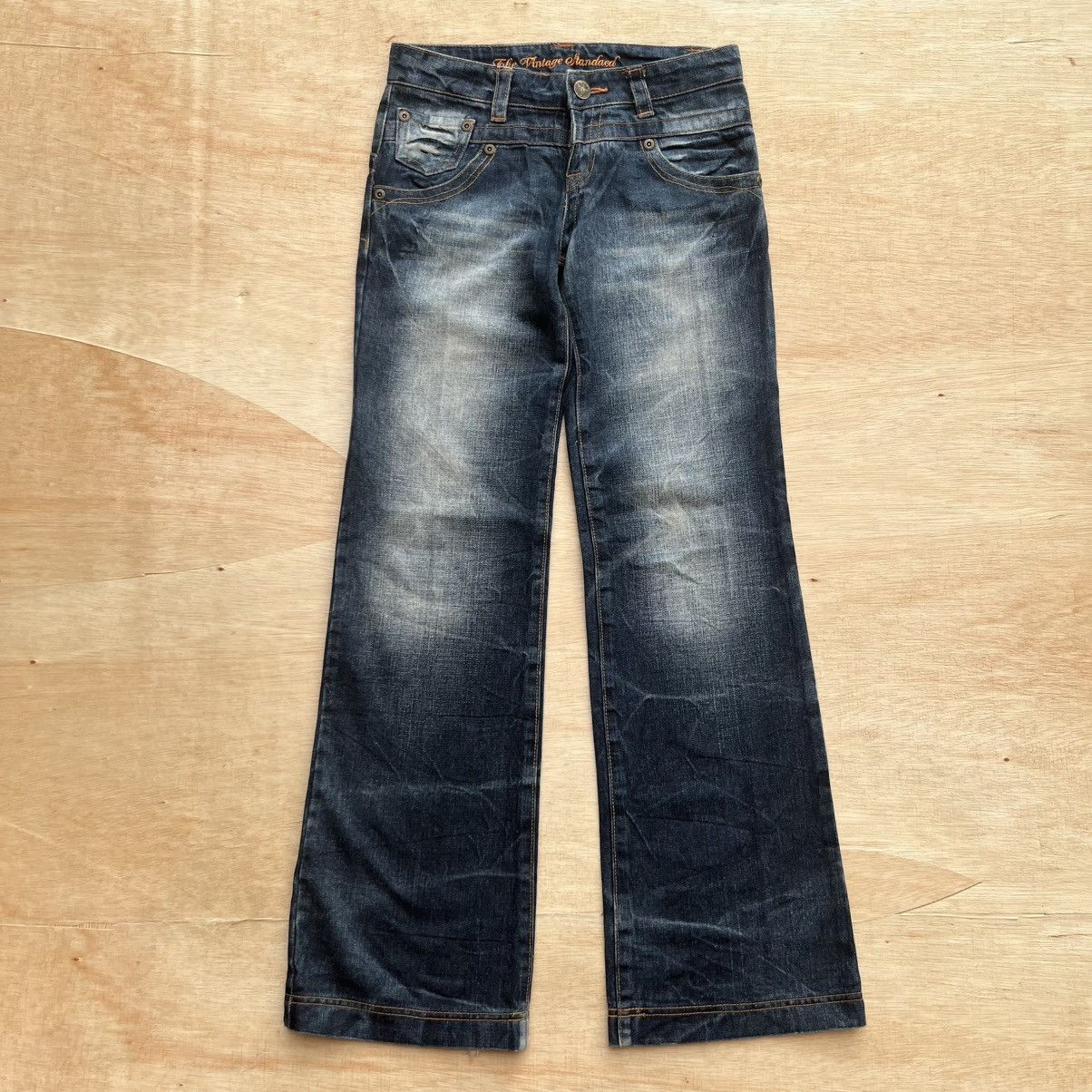Hysteric Glamour 361 BOS THE COMGORTANLE WEAR DISTRESSED FLARE DENIM Size 28" / US 6 / IT 42 - 1 Thumbnail