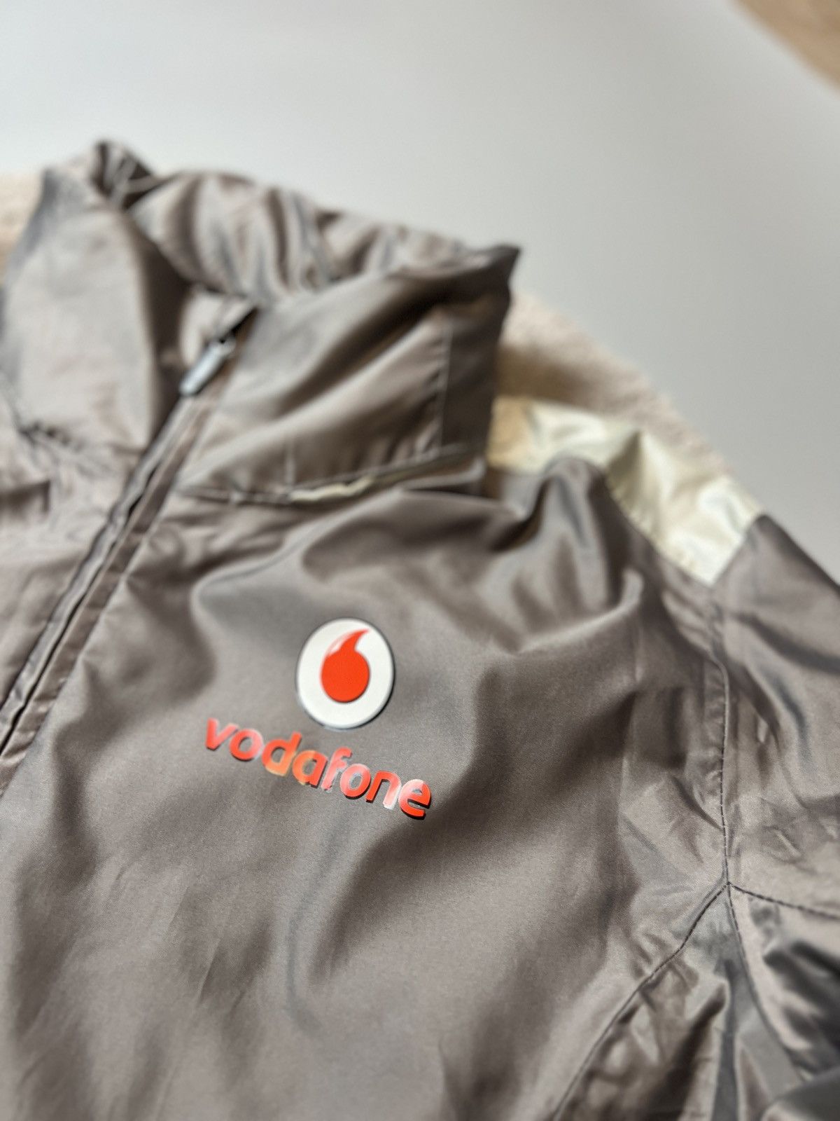 Formula 1 × Mercedes-Benz × Vintage Vodafone McLaren Mercedes F1 Team Jacket Size US XL / EU 56 / 4 - 4 Thumbnail