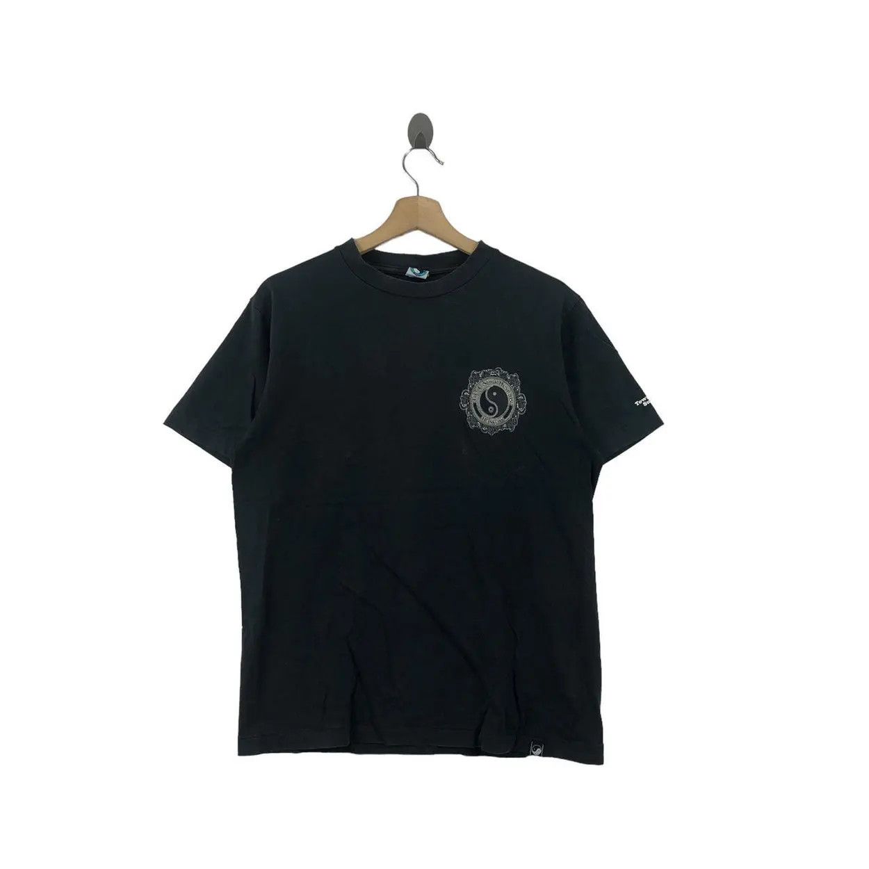 Vintage Vintage TOWN COUNTRY T&C Yin Yang Logo Surf Tee Shirt Size US M / EU 48-50 / 2 - 2 Thumbnail