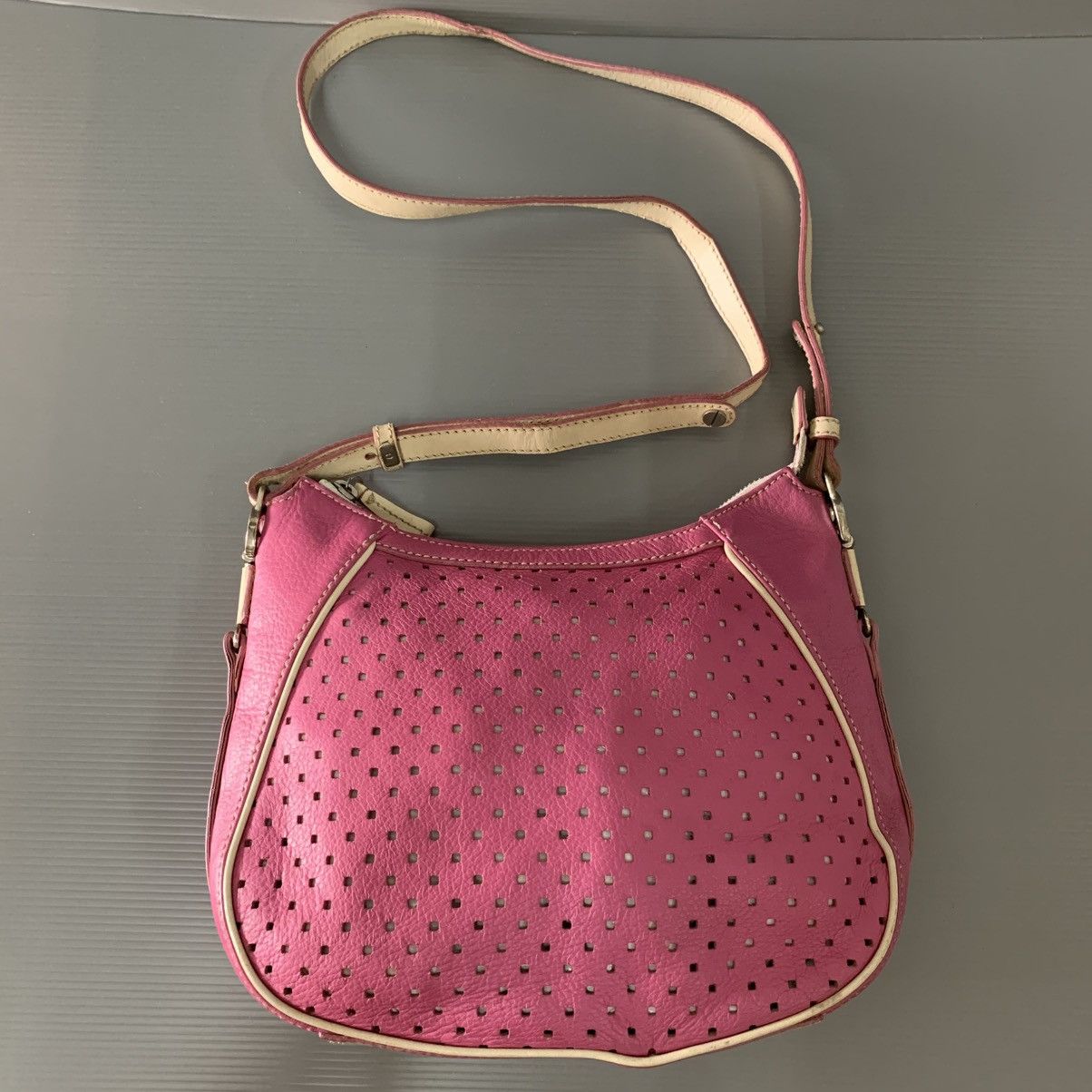 Aigner Aigner Leather Pink Slingbag Size ONE SIZE - 1 Thumbnail