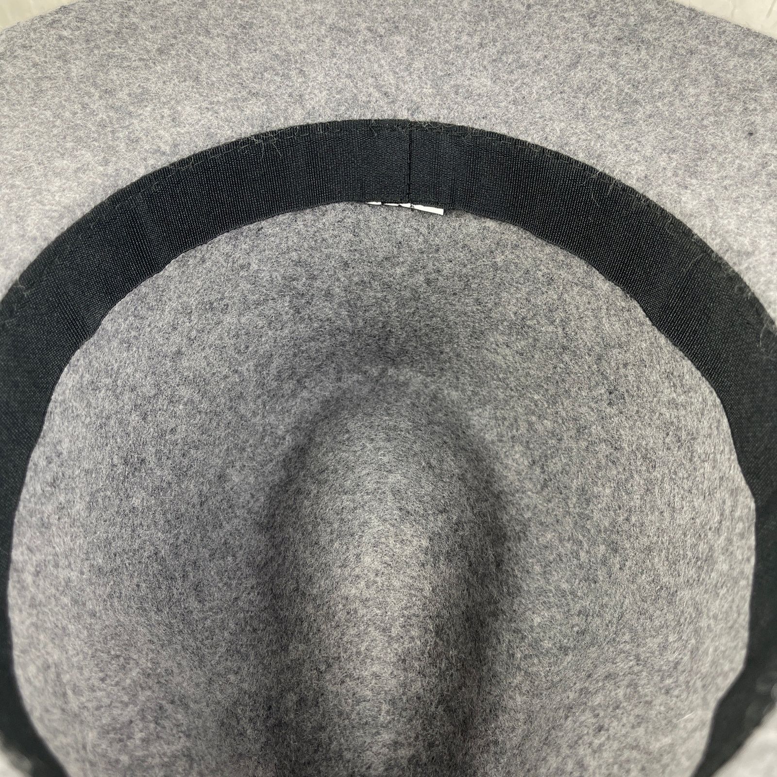 Forever 21 Grey Felt Fedora Hat Short Brim Black Faux Leather Band Size ONE SIZE - 16 Thumbnail