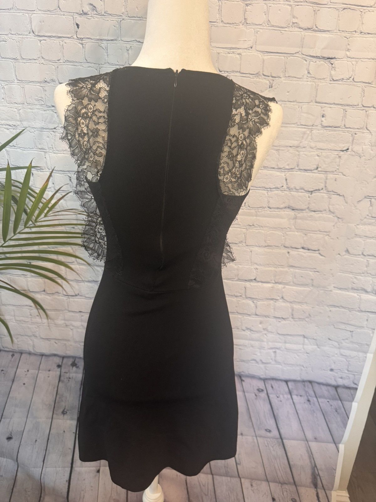 Zara ZARA knit black dress with lace accents Size S / US 4 / IT 40 - 8 Thumbnail