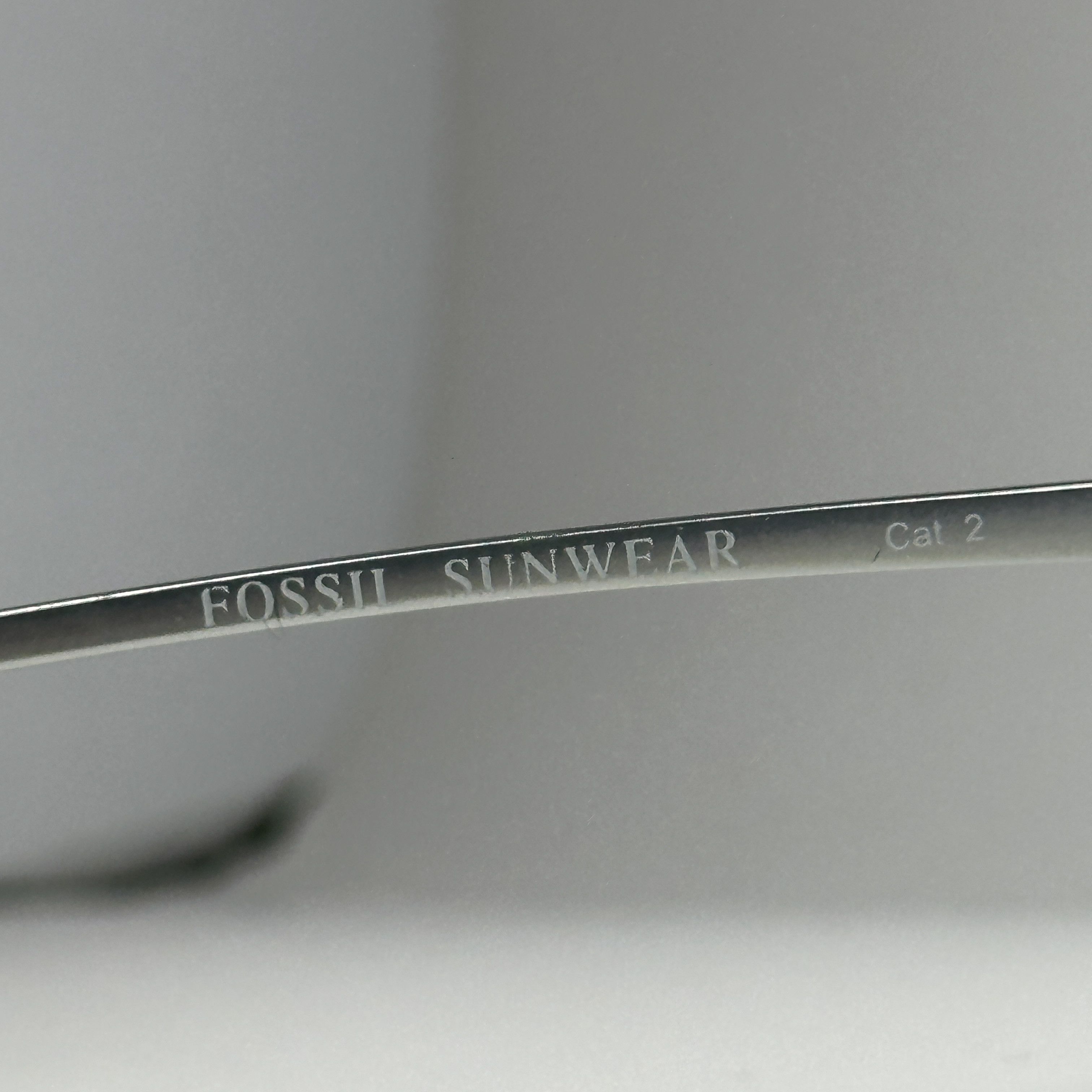 Fossil Vintage Avant Garde Fossil Unisex Sunglasses 00s Size ONE SIZE - 7 Thumbnail