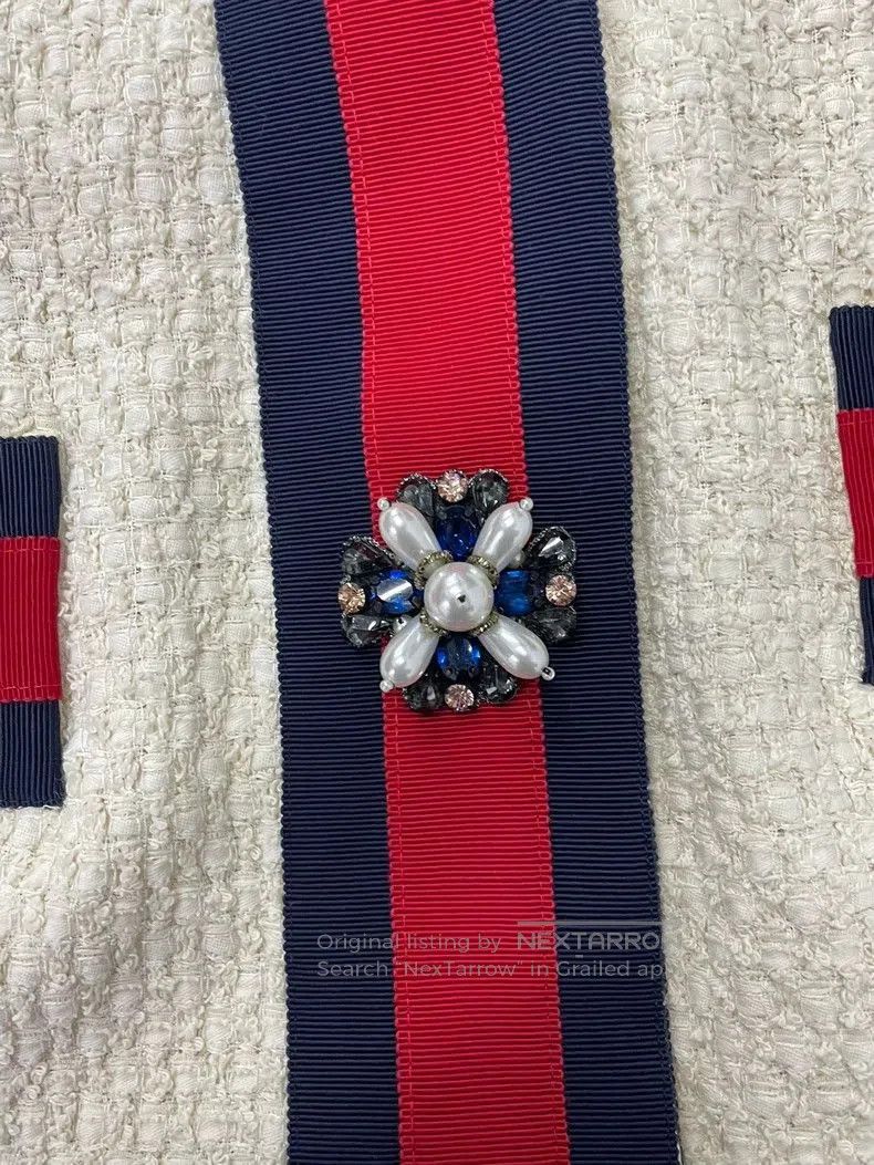 Gucci Gucci White Pearl Button Cardigan. Size US M / EU 48-50 / 2 - 2 Thumbnail