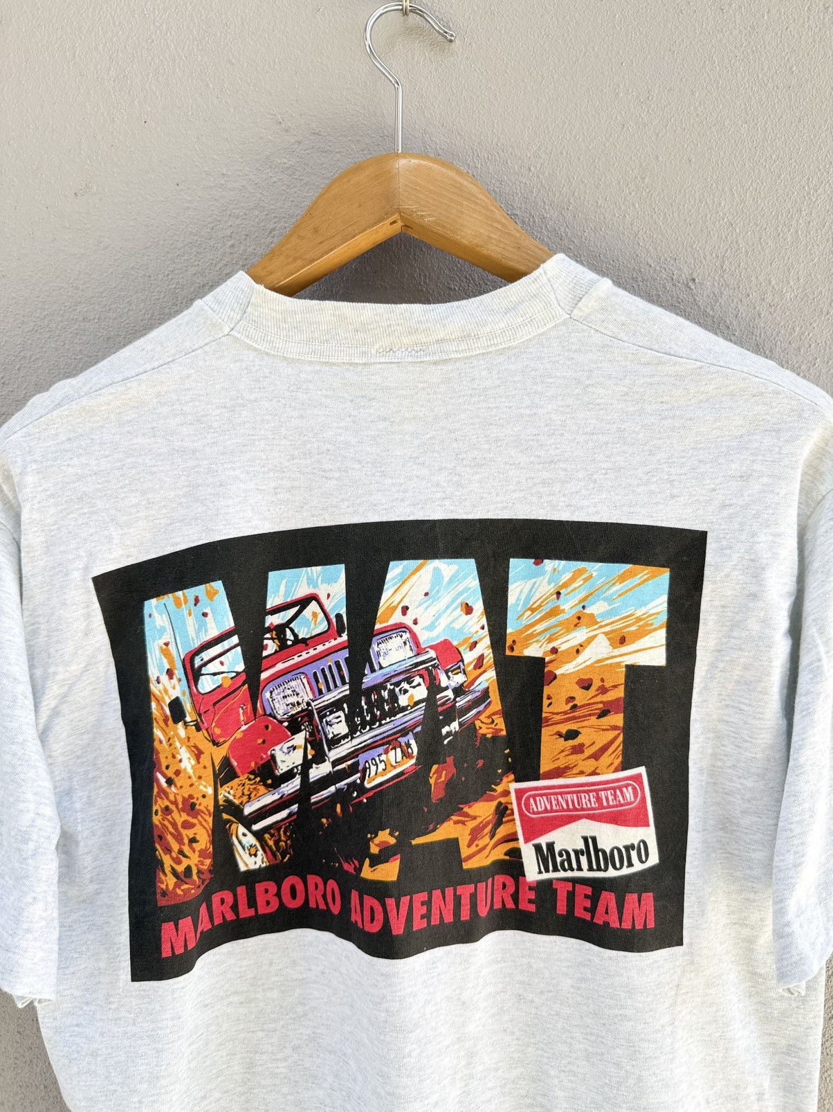 Marlboro Adventure Team Vintage 90s Marlboro Anventure Team Rally Racing Tee Size US L / EU 52-54 / 3 - 2 Thumbnail