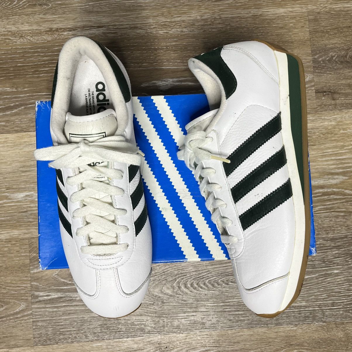 Adidas × Vintage y2k adidas country 2 Size US 9 / EU 42 - 2 Thumbnail