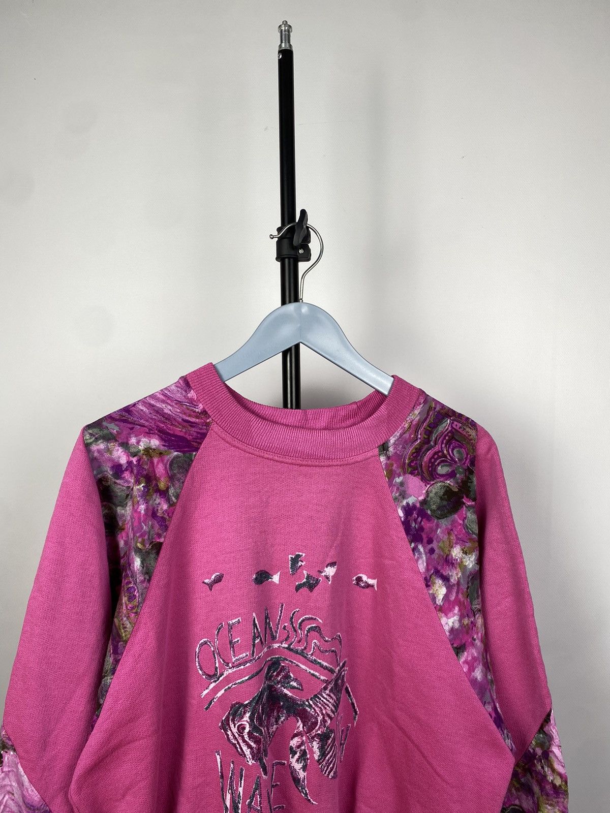Vintage Vintage 80s Oceans Wave Fish Surfboard Sweatshirts Pullover Size US S / EU 44-46 / 1 - 2 Thumbnail