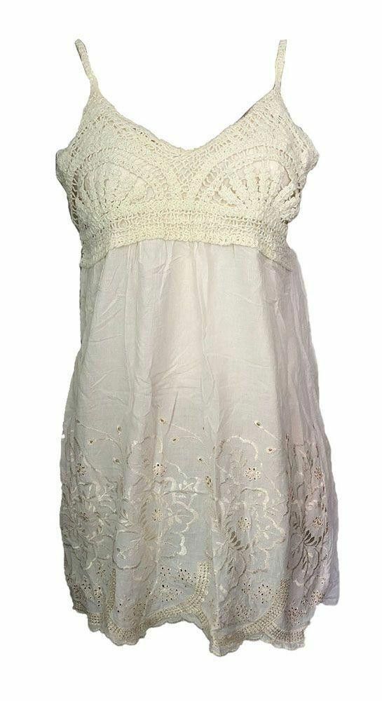 Designer Used White Hand Made Naomi Bluse M Size M / US 6-8 / IT 42-44 - 1 Thumbnail