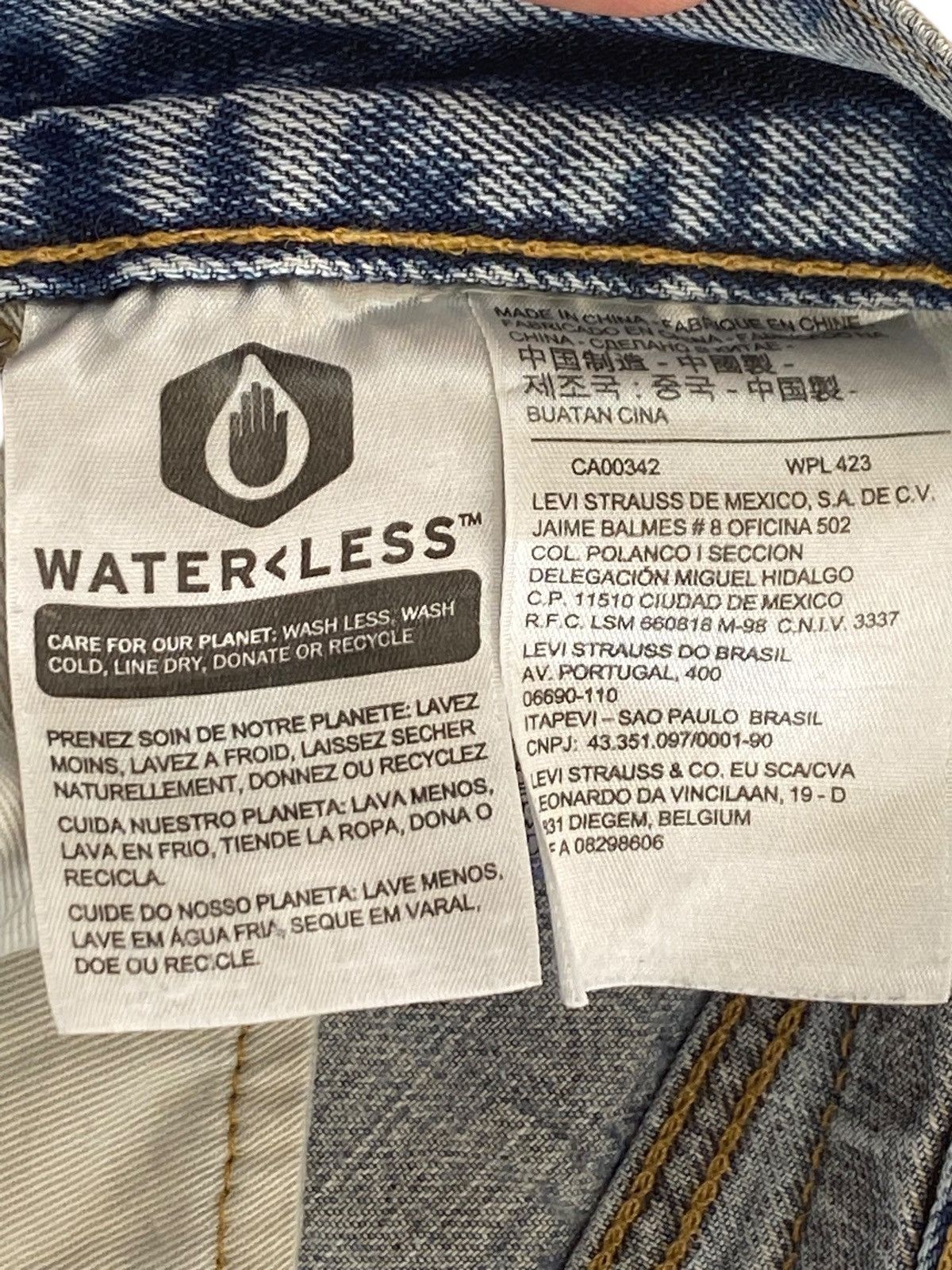 Levi's Vintage Clothing Levi’s Vintage Faded Wash Style Loose Jeans Size US 28 / EU 44 - 16 Thumbnail