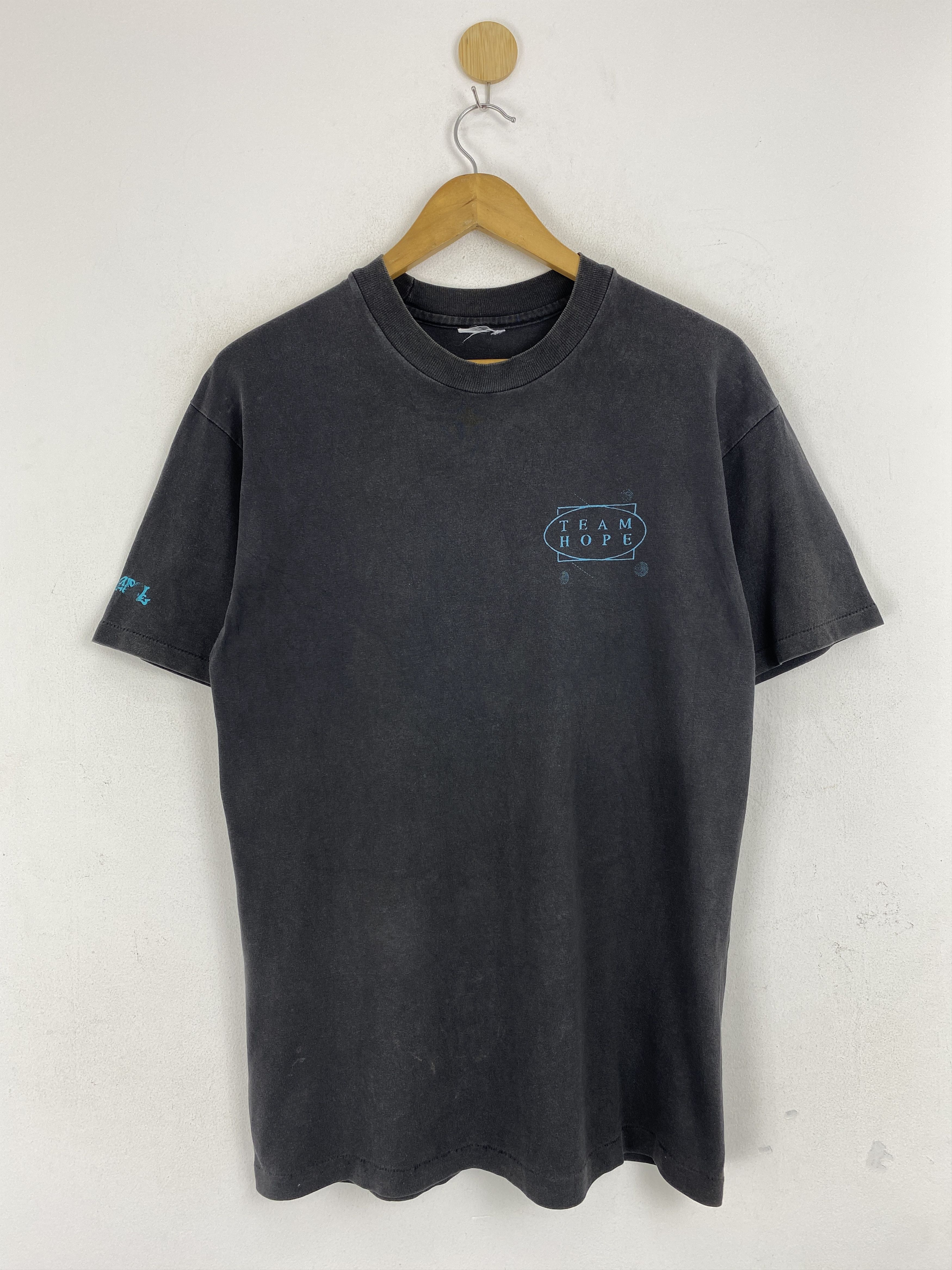 Vintage Vintage Hawaiian Surfing Backhit T-Shirt TA0690 Size US S / EU 44-46 / 1 - 3 Thumbnail