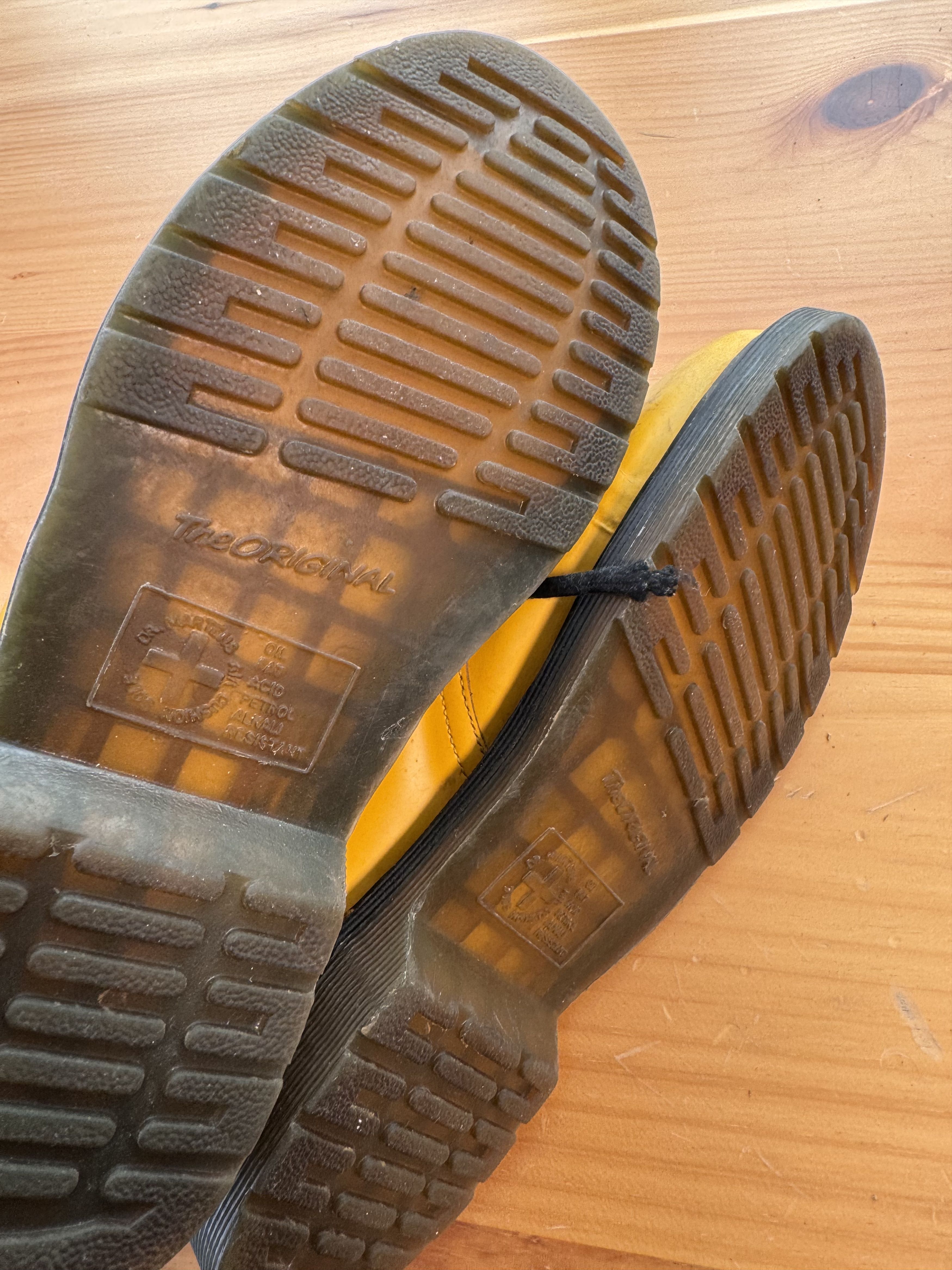 Dr. Martens Yellow Dr. Martens Size US 8 / EU 41 - 5 Thumbnail