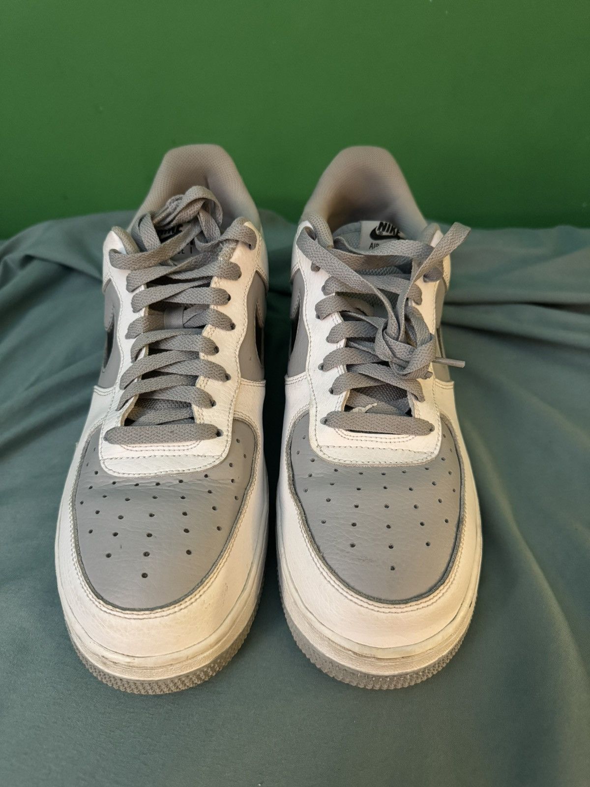 Nike Nike Air Force 1 low white grey black swoosh 2022 Size US 10.5 / EU 43-44 - 4 Thumbnail