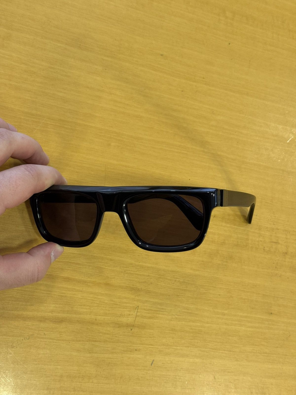 Salvatore Ferragamo Ferragamo Sunglasses SF2009S 001 Size ONE SIZE - 2 Thumbnail