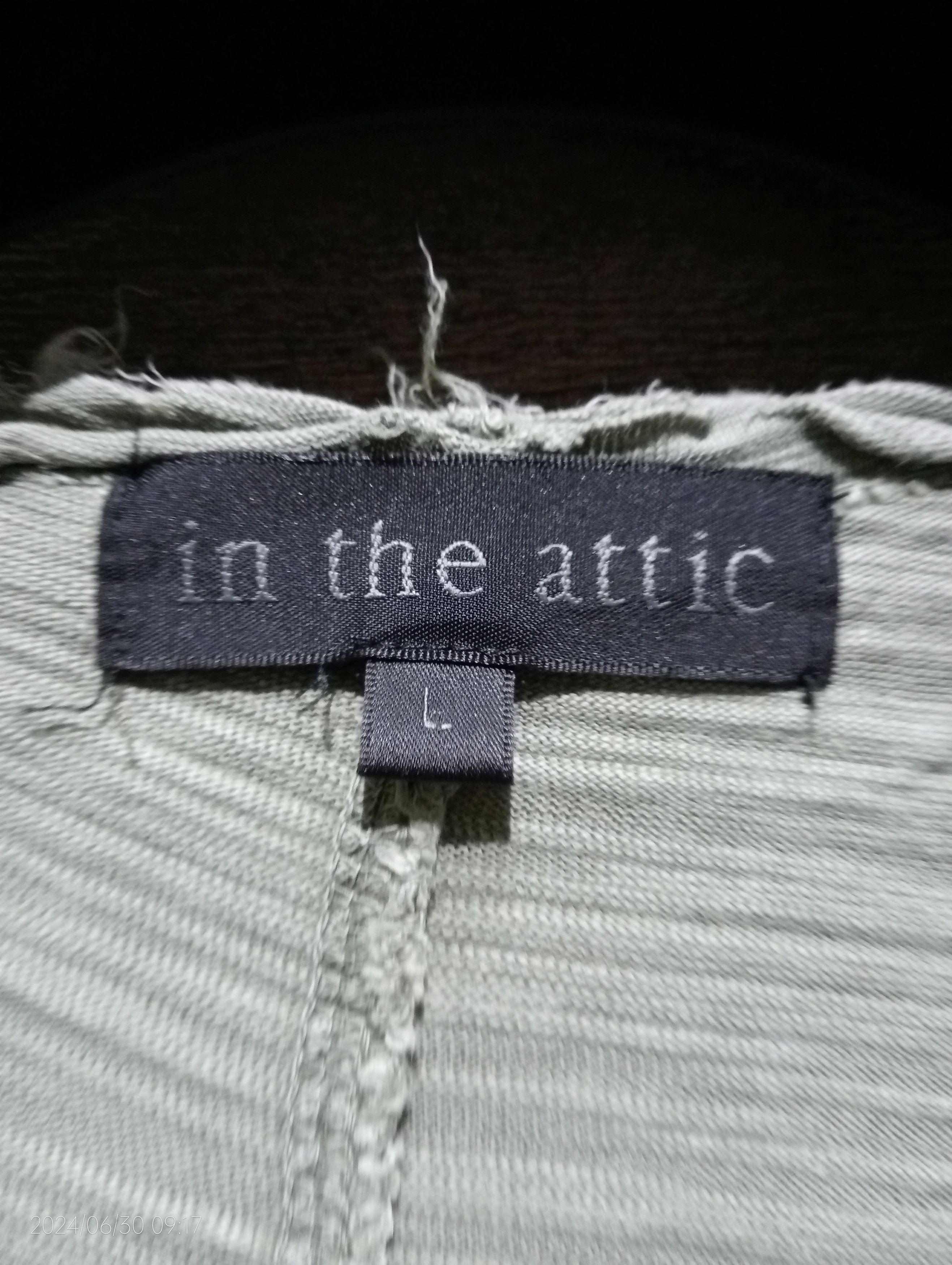 In The Attic VTG Grunge In The Attic Distressed Design Long Sleeve Tshirt Size US M / EU 48-50 / 2 - 9 Thumbnail