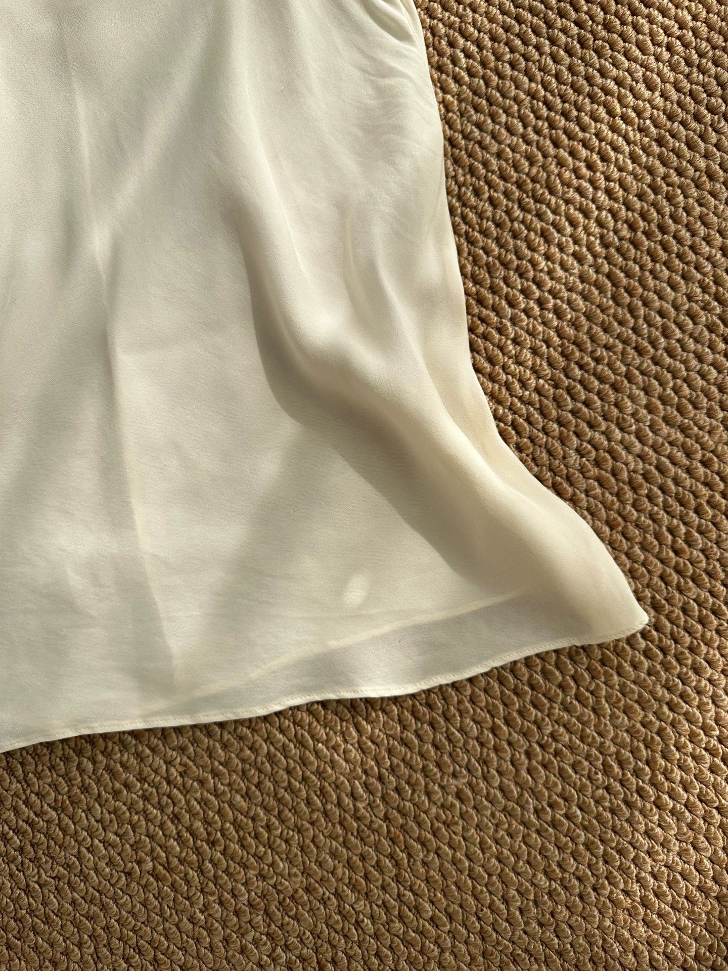 The Row THE ROW Wavy Hem Silk Thin Strap White Top L Size L / US 10 / IT 46 - 3 Thumbnail