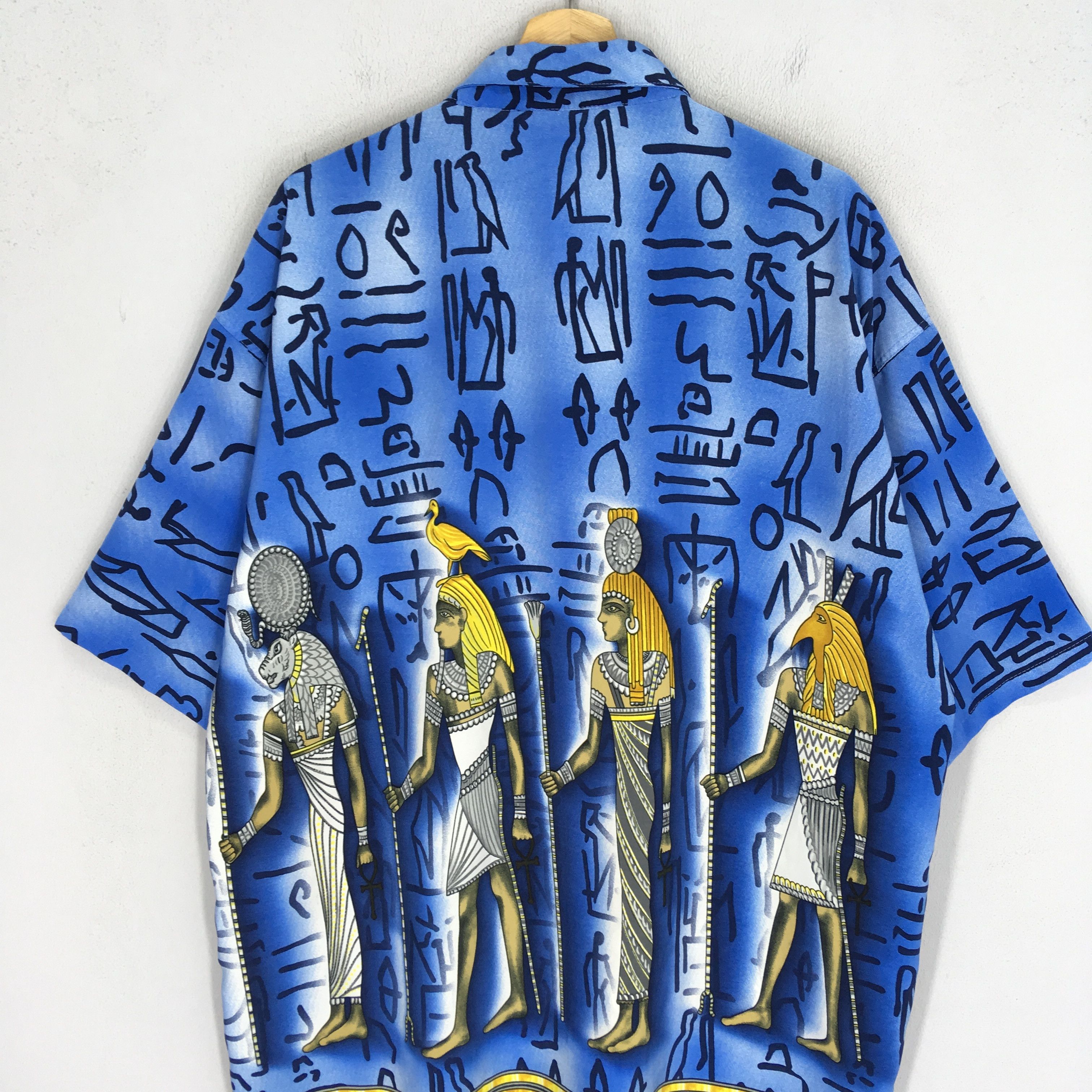 Arts & Science Vintage Retro Baroque Overprinted Graphic Shirt Blue Size US XL / EU 56 / 4 - 4 Thumbnail