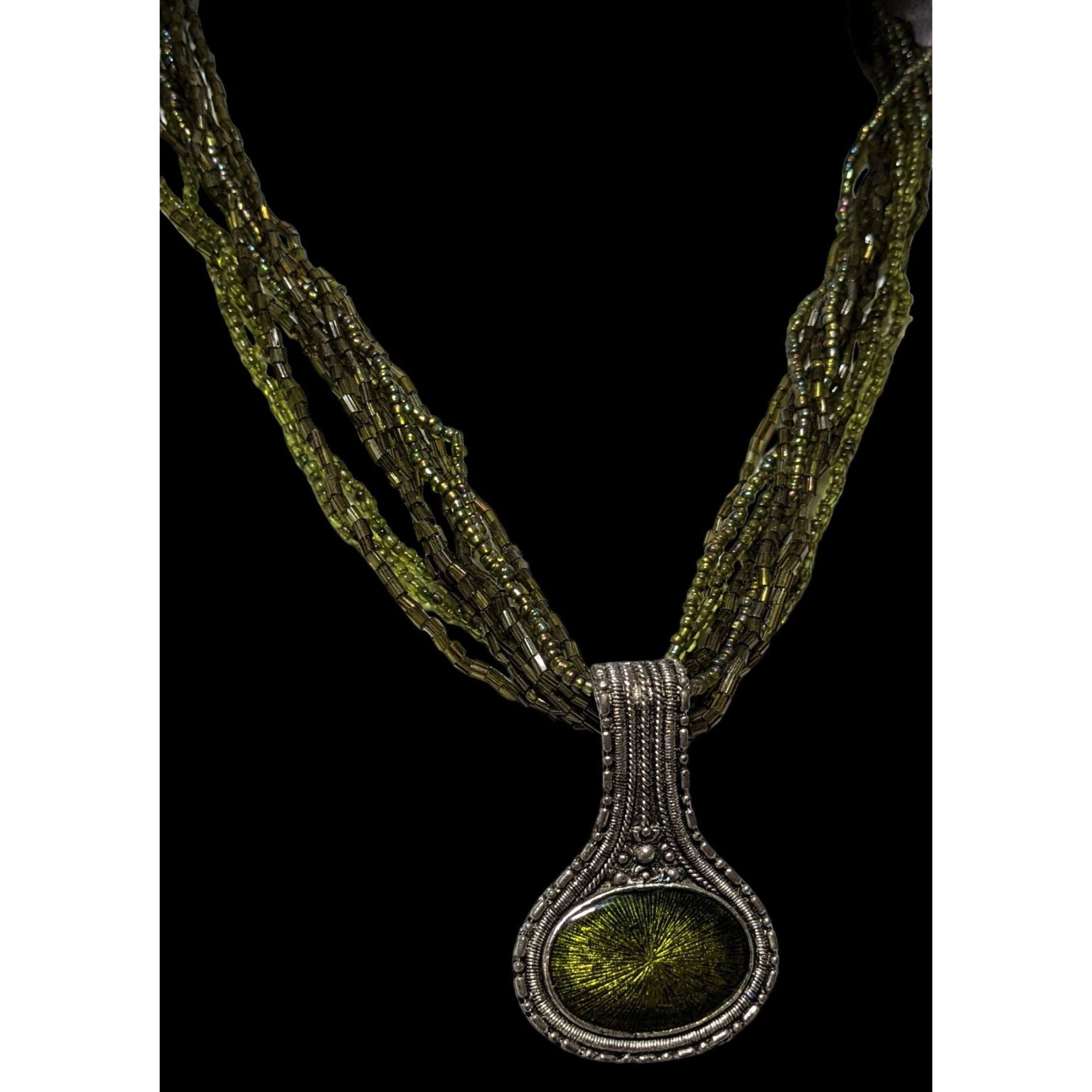 Other Green Glass Beaded Mermaid Pendant Necklace Size ONE SIZE - 3 Thumbnail