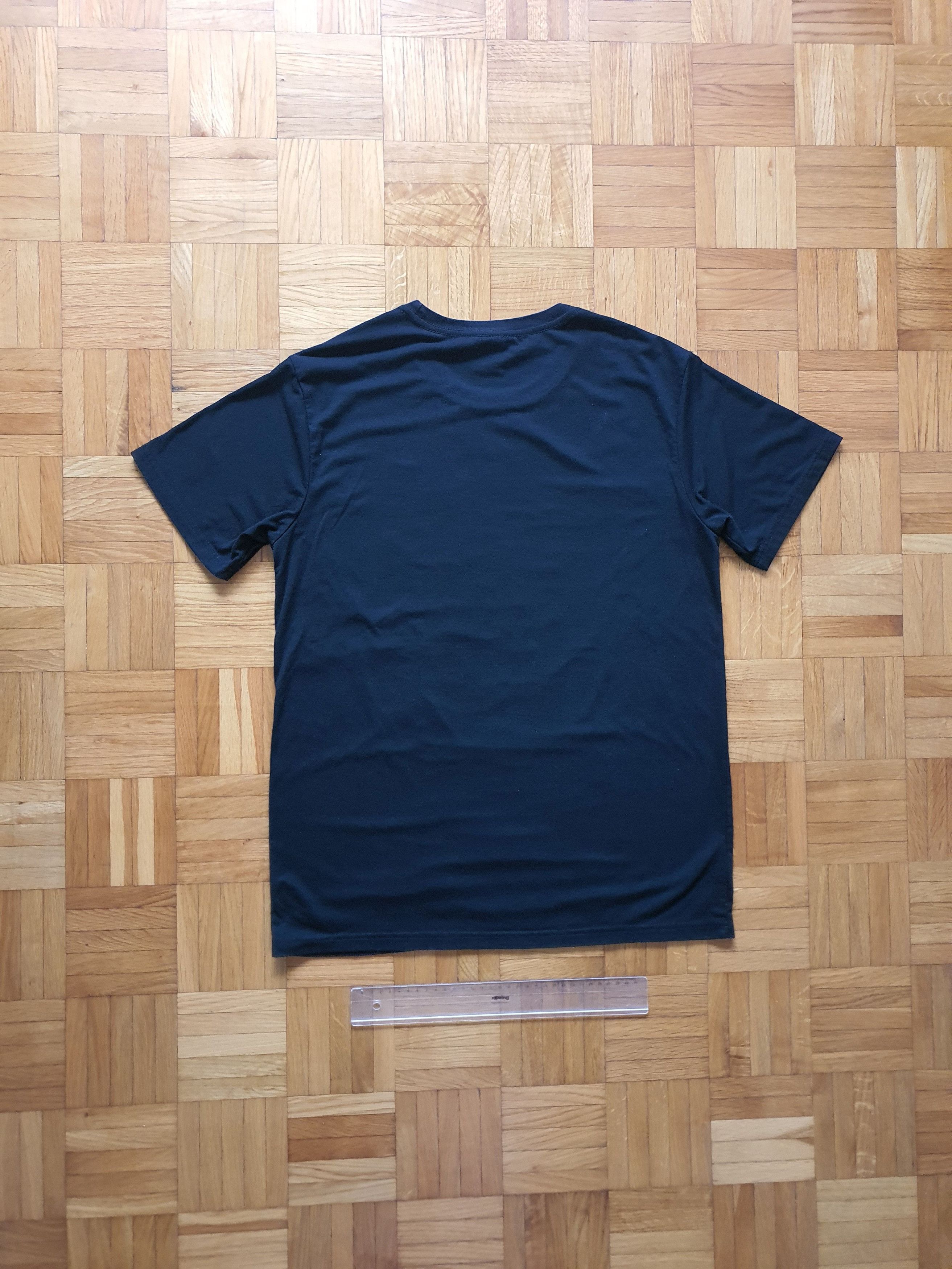 Anime DEMON SLAYER (Kimetsu No Yaiba) Graphic Short Sleeve Size US L / EU 52-54 / 3 - 2 Thumbnail