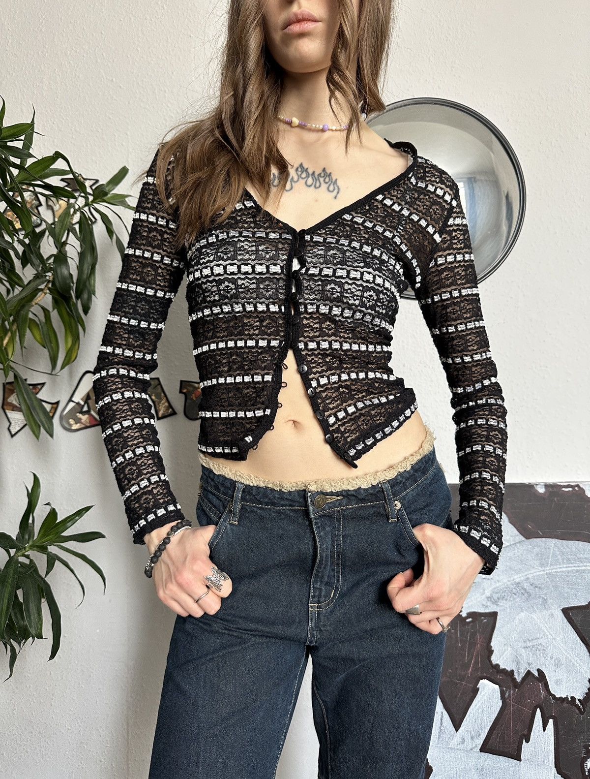 Beauty Beast × Seditionaries Australia Vintage Lace Sheer Lace Cute Cardigan 00s Size S / US 4 / IT 40 - 3 Thumbnail