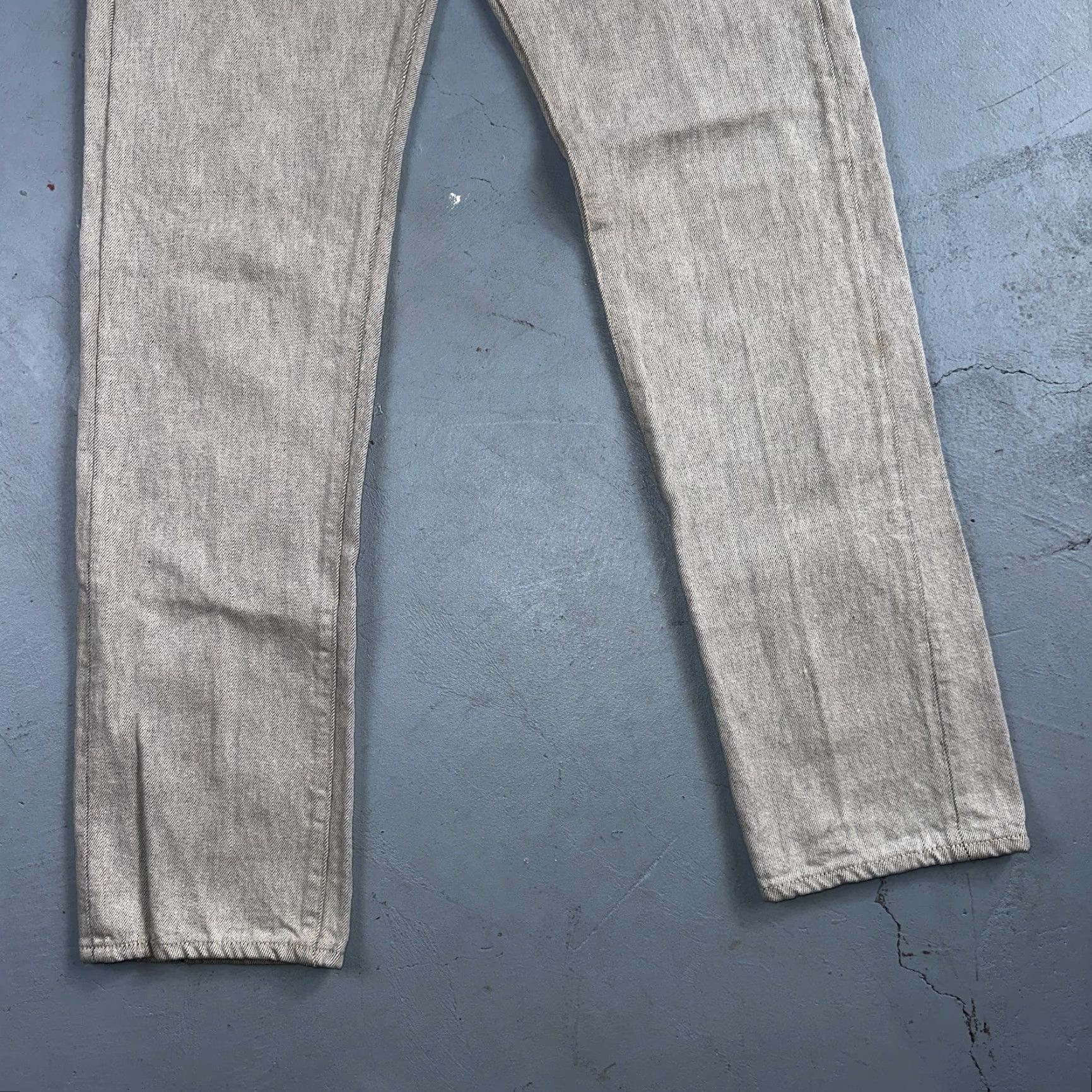 Levi's VINTAGE Levi's 501 Jeans Men 28x32 Gray Light Wash Straight 80s USA 90s Comfort Classic Button Closure Denim Cotton Regular Mid Rise Size US 28 / EU 44 - 3 Thumbnail