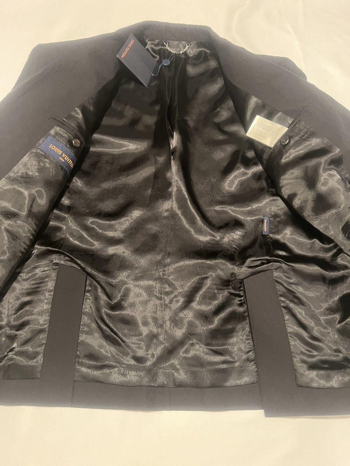 Louis Vuitton × Virgil Abloh Louis Vuitton monogram double breasted blazer. 40/50. $3290 Size 40R - 14 Thumbnail