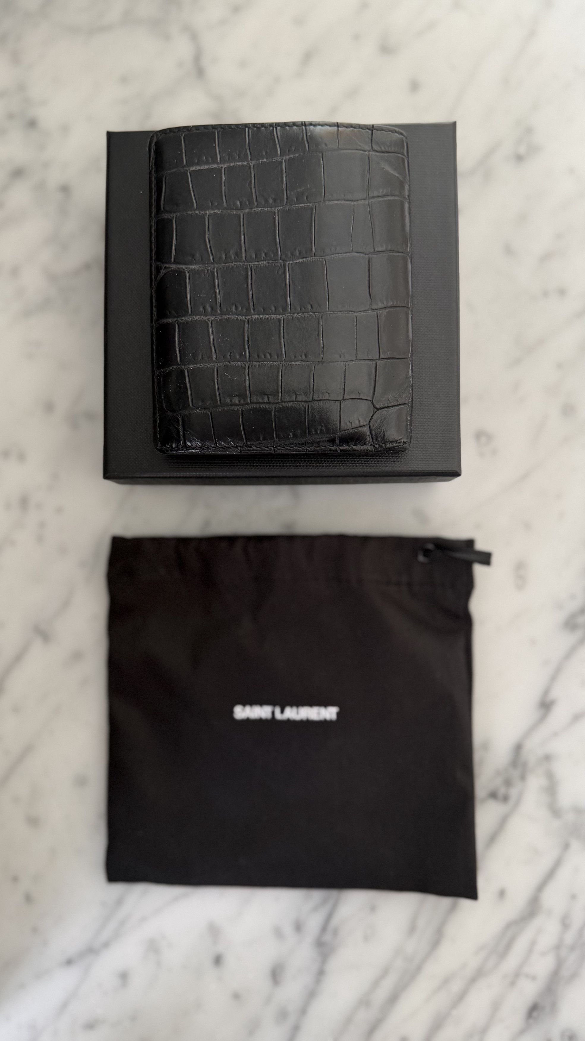 Yves Saint Laurent Yves Saint Laurent 668736 DZEDW Wallet #230-000-374-2647 Size ONE SIZE - 7 Thumbnail