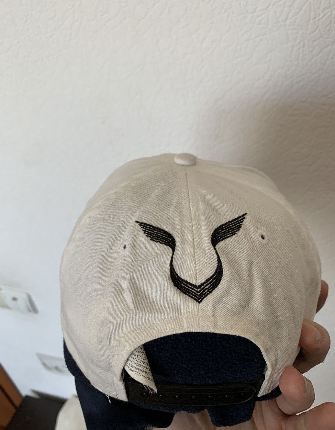 Mercedes-Benz Mercedes Benz Petronas White Cap Hat Racing Size ONE SIZE - 4 Thumbnail