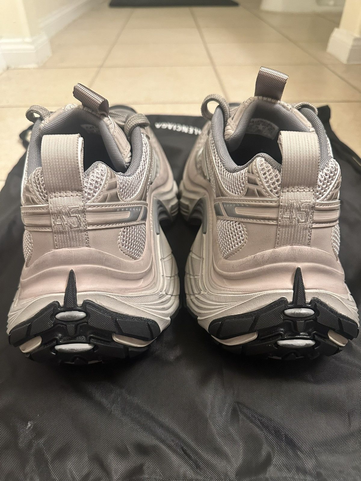 Balenciaga Balenciaga Mens 6XL Sneaker Size US 12 / EU 45 - 9 Thumbnail
