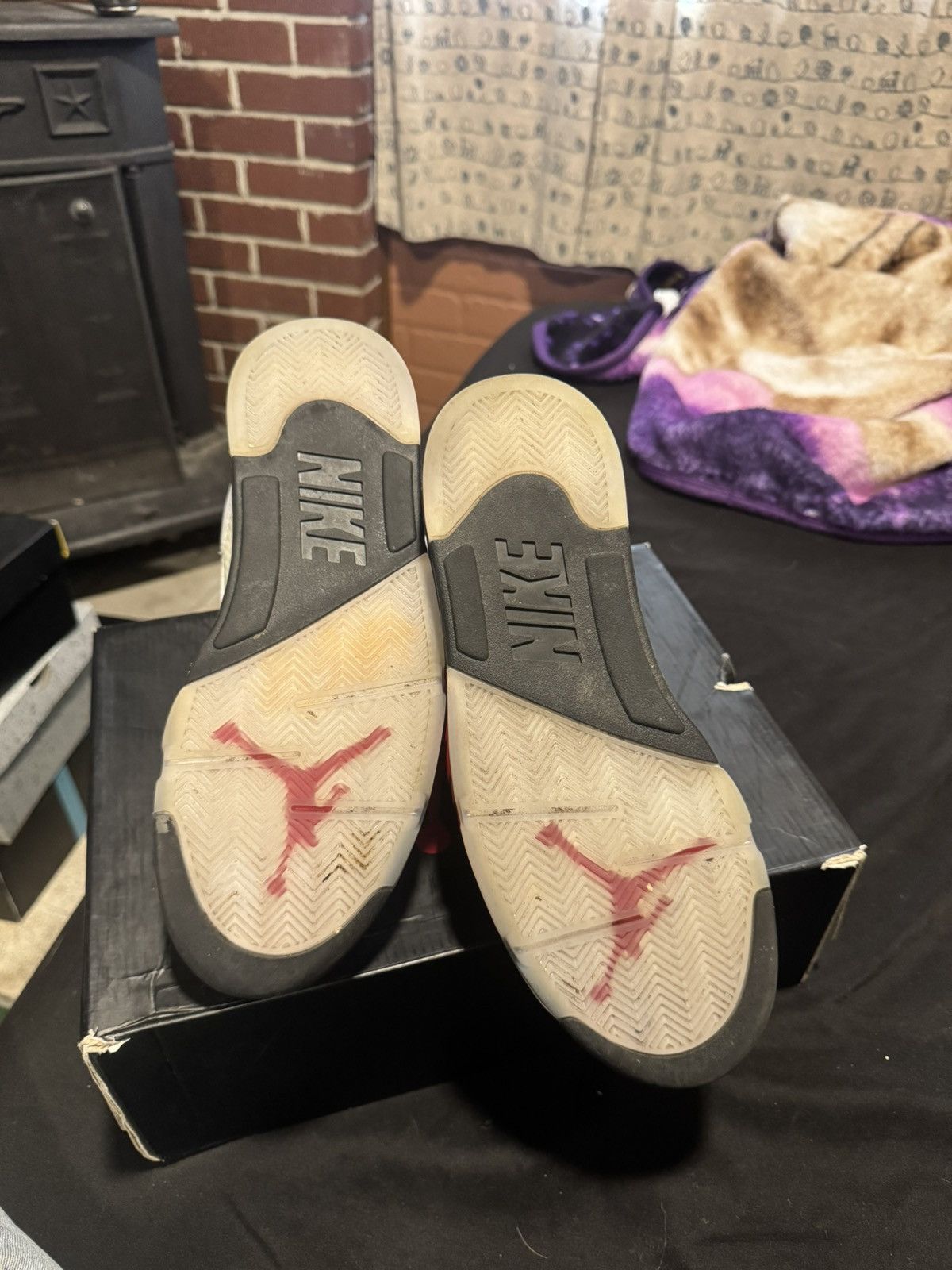 Jordan Brand Retro Jordan 5 Fire Red 2020 Size US 10 / EU 43 - 6 Thumbnail