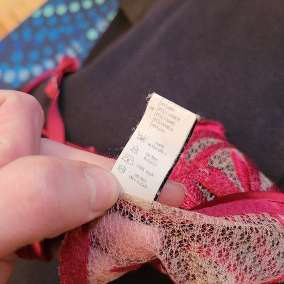 La Perla Marvel By La Perla Sheer Lace Floral Red Bralette - Size 36 Size ONE SIZE - 4 Thumbnail