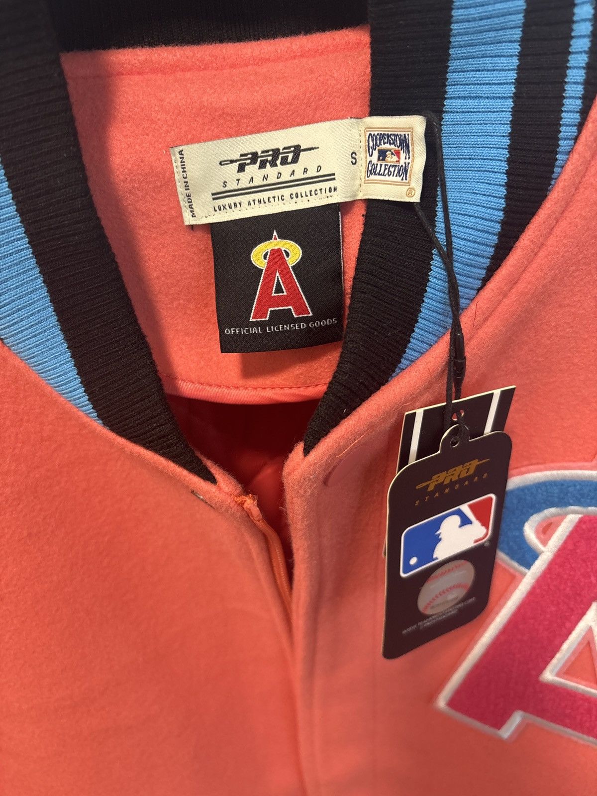 Pro Standard MLB Los Angeles Angels Mash Up Men's Varsity Jacket Size US S / EU 44-46 / 1 - 2 Thumbnail